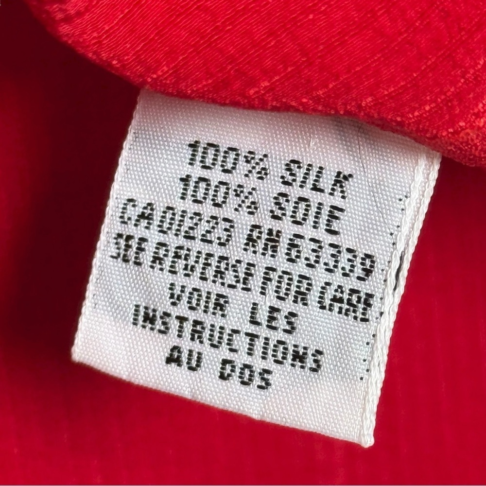 Vintage Ports 100% Silk Blouse Size Medium Red 80s Holiday - Picture 4 of 8